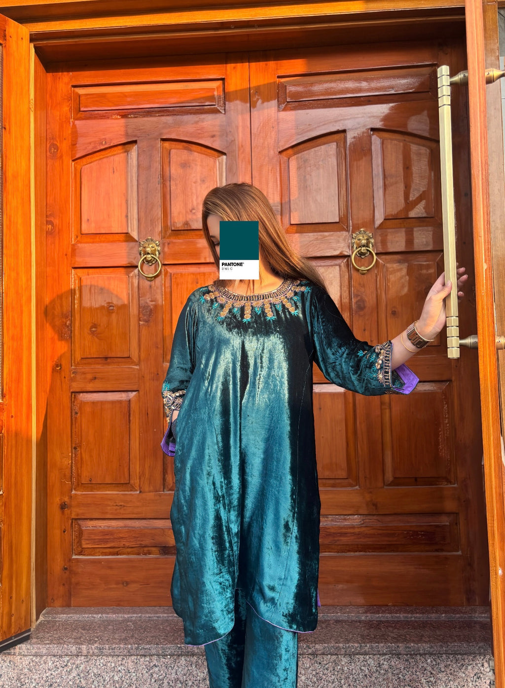 Zafira Teal- Velvet Edit