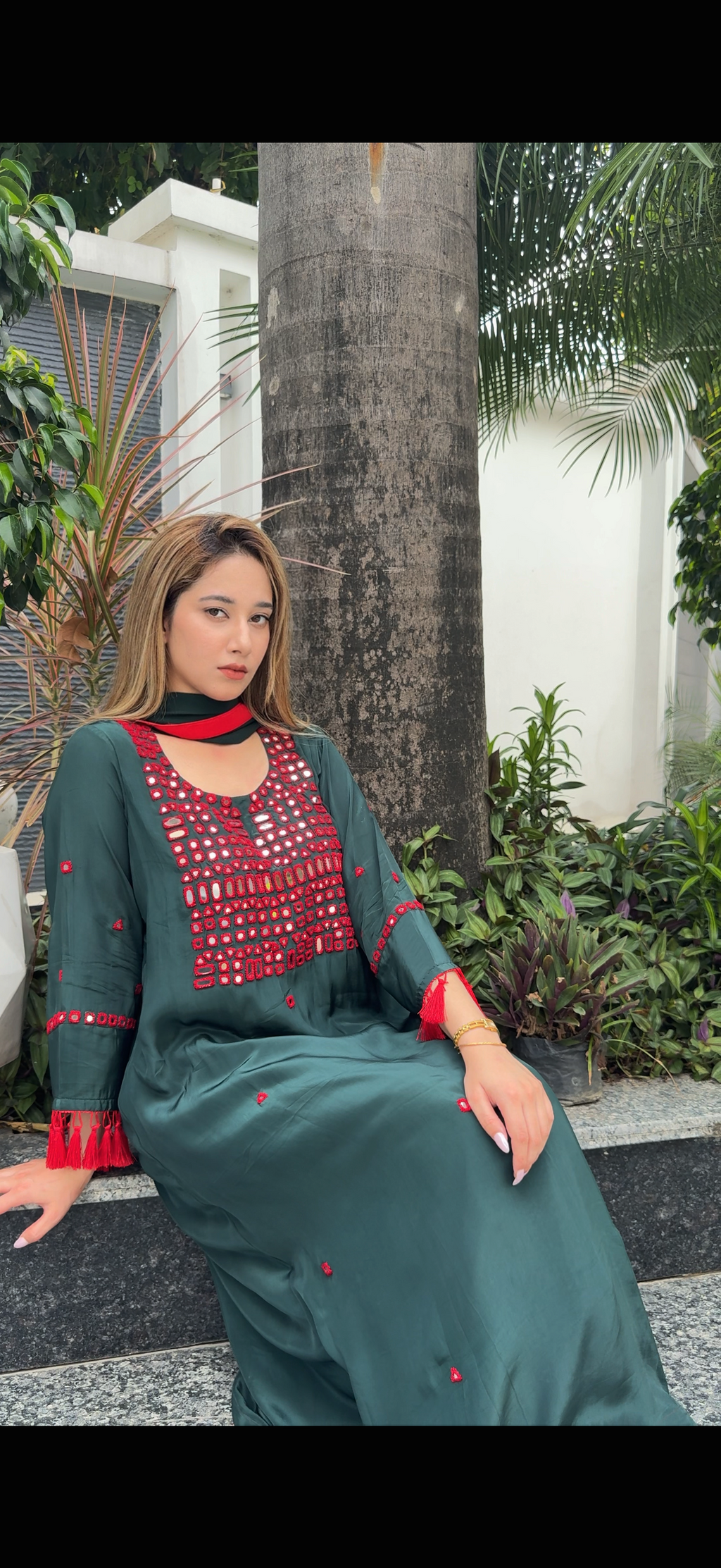 Sheesha Noor Kaftan