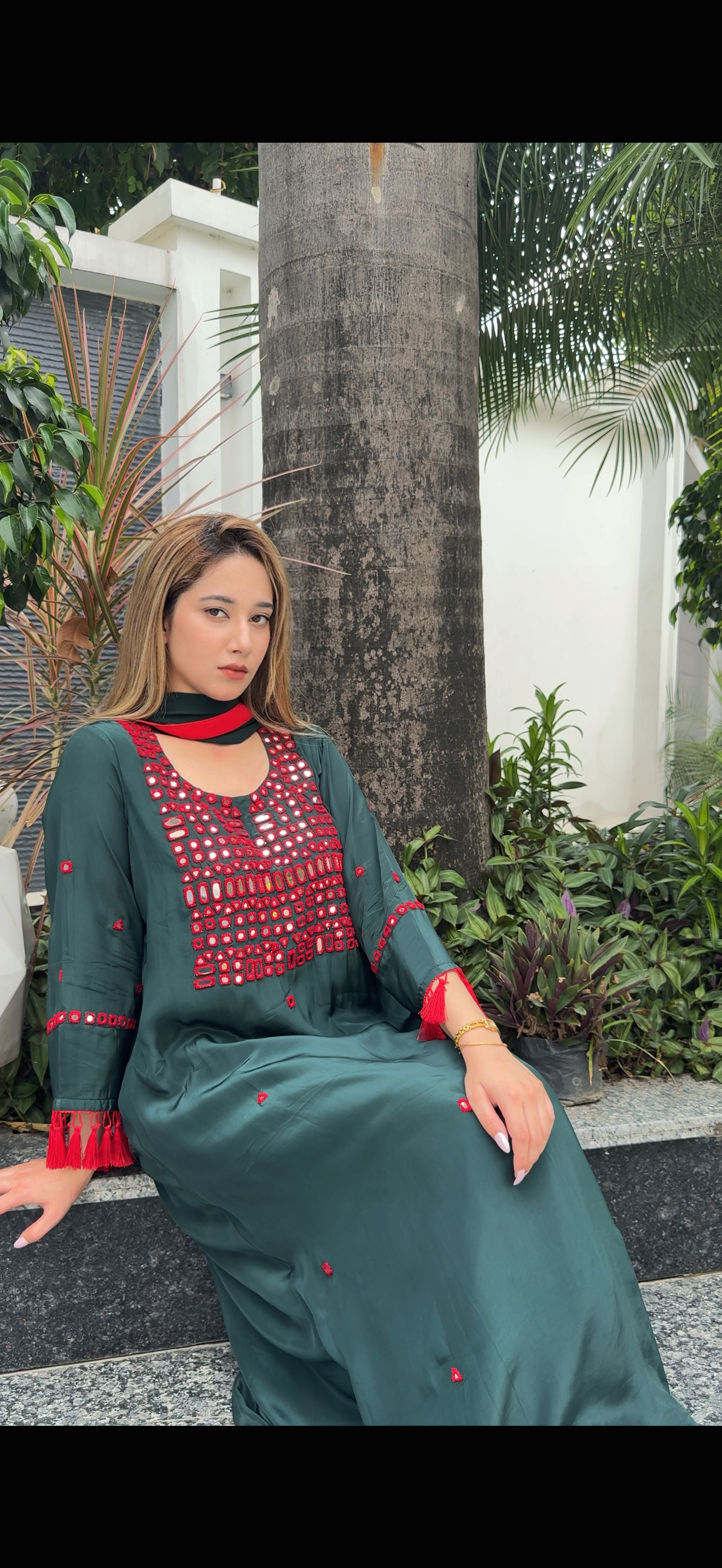 Sheesha Noor Kaftan
